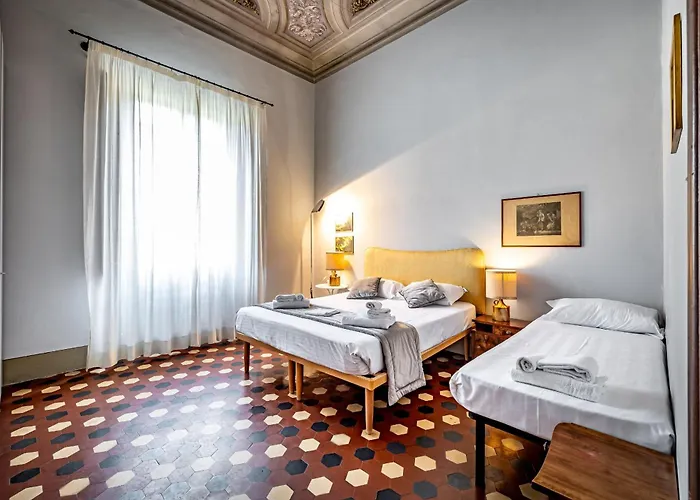 Roommo D'azeglio Florence