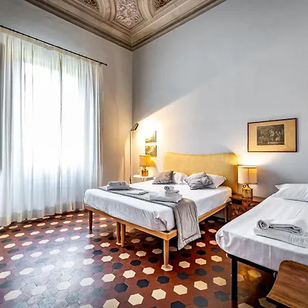 Roommo D'azeglio Florencja